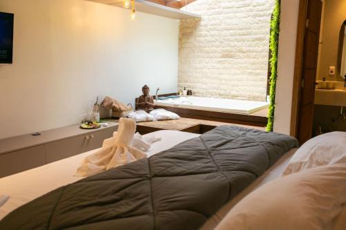 Paranagua Hotel | Oceanfront Pousada Marimar: Rated 8/10 with Breakfast Included
