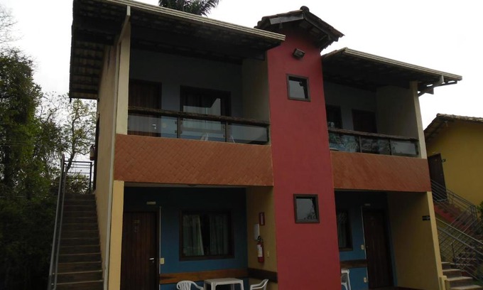 Sao Sebastiao das Aguas Claras Bed & Breakfast | Family-Friendly Stay at Pousada Marumbe with Pool Access