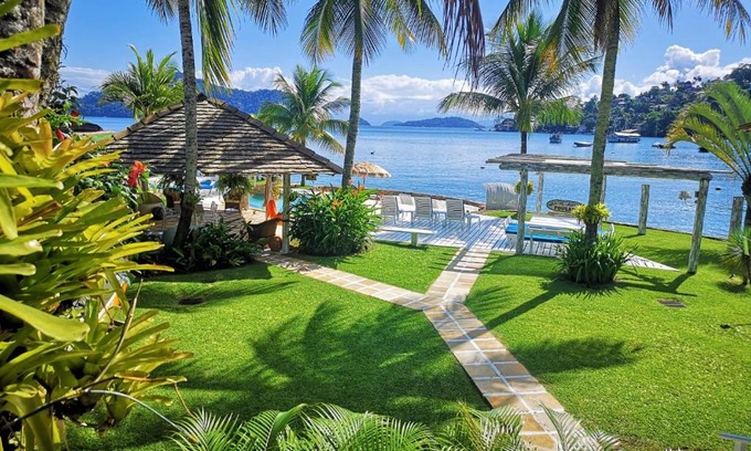 Vila Velha Hotel | Unforgettable Oceanfront Retreat at Pousada Mestre Augusto