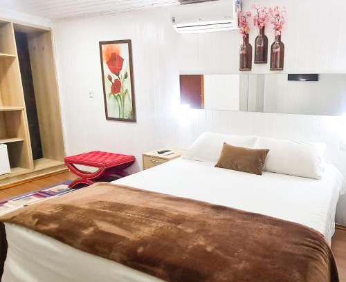 Floresta Hotel | Pousada Mima: Guest Favorite with Hot Tub & Breakfast