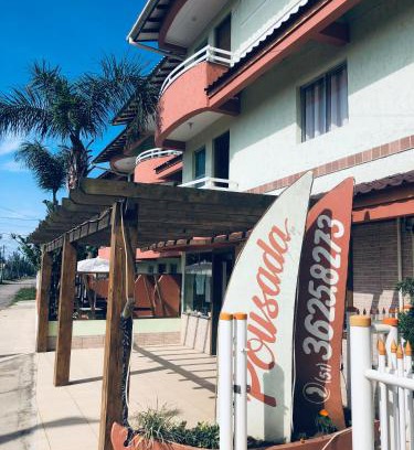 Capao da Canoa Hotel | Oceanfront Pousada Mirante Dos Barcos with Pool & Kitchen