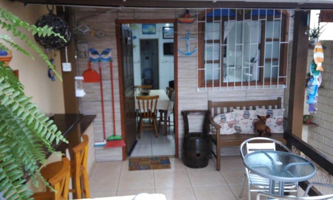 Barra da Lagoa House | Beachfront Pousada in Florianópolis with Ocean Views