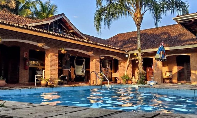 Lazaro Hotel | Beachfront Bliss at Pousada Na Praia Ubatuba - 9/10 Rated