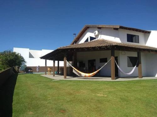 Santo Inacio House | Enjoy a Relaxing Stay at Pousada Oasis do Paranapanema