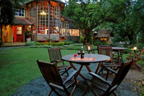 Visconde de Maua Hotel | Discover Pousada Olho D'Água: Pet-Friendly Retreat with Pool