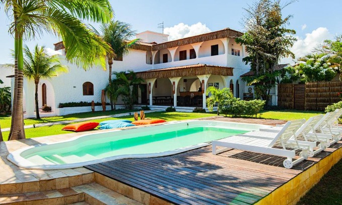 Cumbuco Hotel | Guest Rated 10/10 at Pousada ON VIBE Cumbuco with Pool & Hot Tub