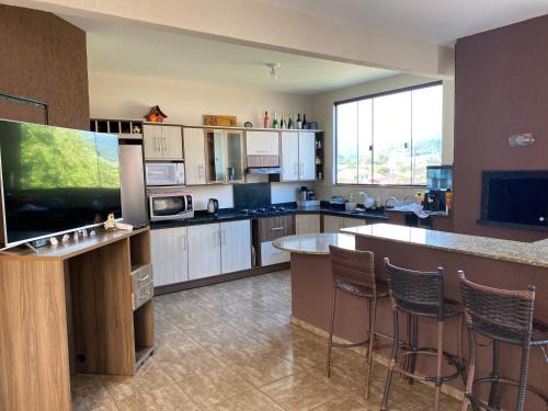 Rau House | Pet-Friendly Getaway at Pousada Paisagem - Rated 9/10!