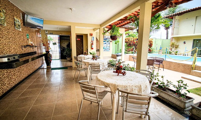 Paripueira Hotel | Discover Pousada Paraíso das Palmeiras: 9/10 Rating & Pool