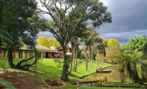 Aiuruoca Hotel | Paradise Awaits at Pousada Paraíso dos Tucanos - Rated 9/10