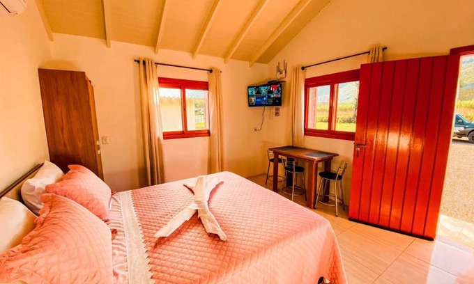Praia Grande Hotel | Top-Rated Stay at Pousada Paredão dos Canyons with Breakfast