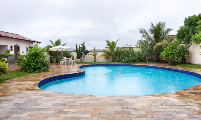 Jardim Esperanca Hotel | Budget-Friendly Pousada Pargos with Pool & Breakfast