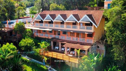 Santo Antonio do Pinhal Hotel | Family-Friendly Getaway at Pousada Pinhalense - 9/10 Rated