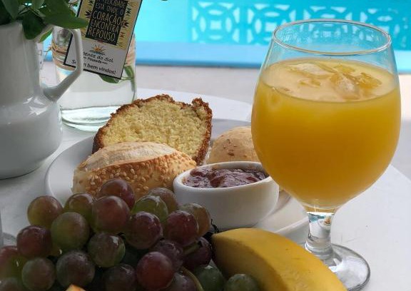 Garopaba Hotel | Relax at Pousada Poente do Sol with Ocean View & Pool