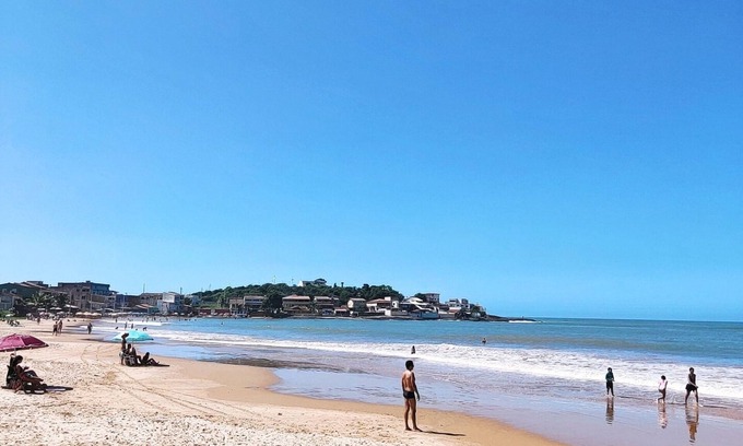 Ponta da Fruta Hotel | Pousada Ponta de Areia: Family-Friendly with Pool & Dining