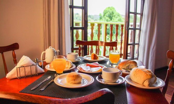 Vila Loli Hotel | Family-Friendly Pousada Campos de Paiva with Breakfast
