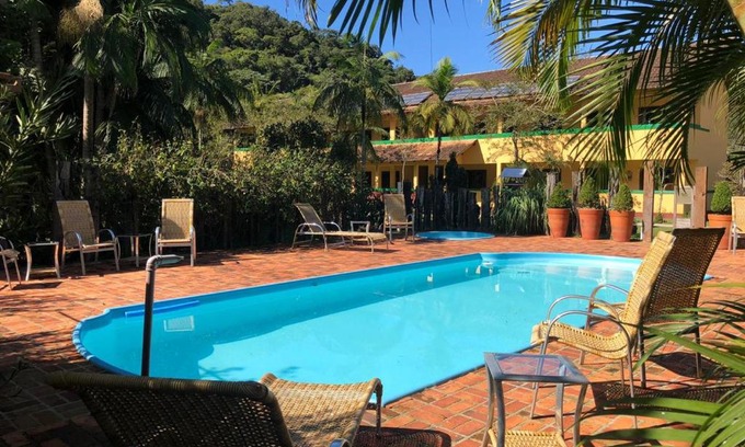 Nova Trento Hotel | Pet-Friendly Pousada Portal do Vigolo with Pool Access
