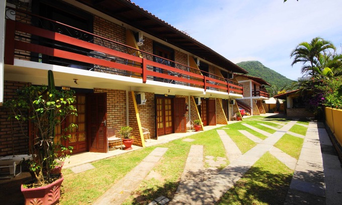Armacao Hotel | Explore Pousada Portal Sul: 8.8/10 with Spa & Kitchen