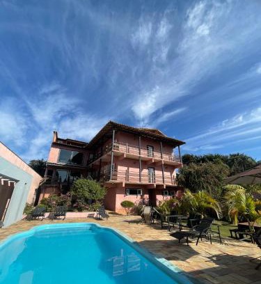 Lavras Novas Hotel | Relax at Pousada Província with Oceanfront Pool & Dining