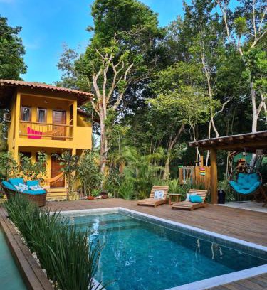 Arraial d'Ajuda Hotel | Delightful Stay at Pousada Quintessência with Pool Access