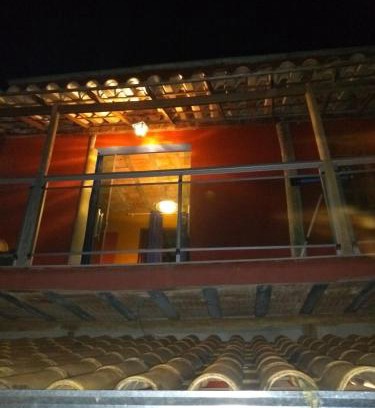 Nova Lima Hotel | Discover Pousada Quiosque do Professor: Oceanfront Retreat