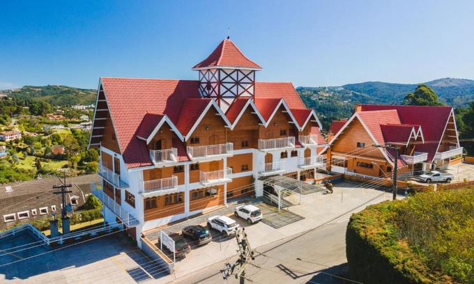 Vila Inglesa Hotel | Relaxing Getaway at Pousada Recanto Almeida - Rated 9.2/10