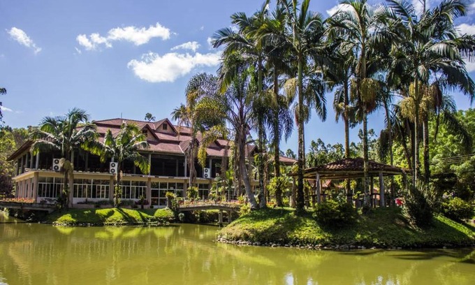 Sao Martinho Hotel | Pet-Friendly Pousada Recanto da Natureza with Pool & Breakfast