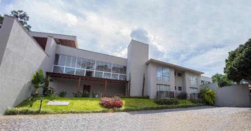 Tiradentes Hotel | Experience Comfort at Pousada Recanto das Araras