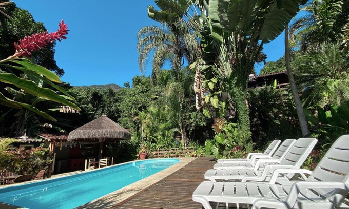 Vila do Abraao Hotel | Elegant Pousada Recanto das Estrelas with Pool & Kitchen