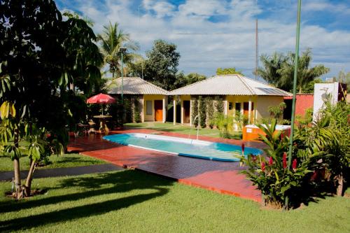 Olimpia Hotel | Oceanfront Pousada Recanto Do Sussego with Pool & Views