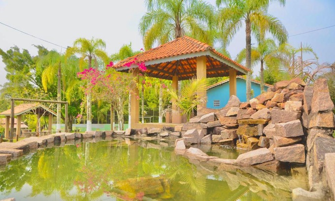Jarinu Hotel | Discover Pousada Recanto dos Maximianos with Ocean Views