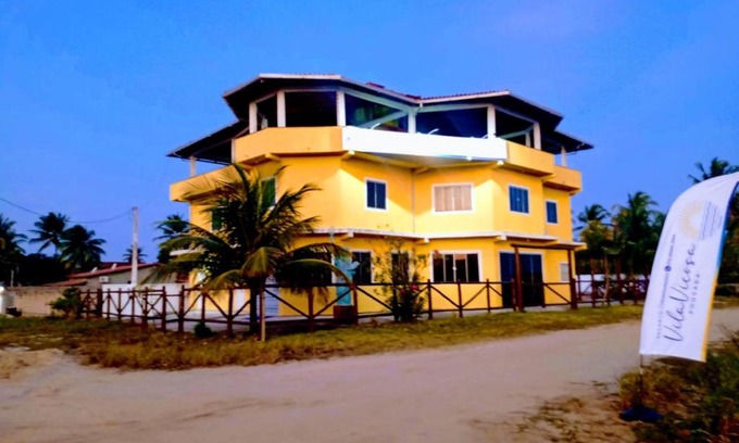 Nova Vicosa Hotel | Enjoy Oceanfront Bliss at Pousada Recanto Vila Viçosa