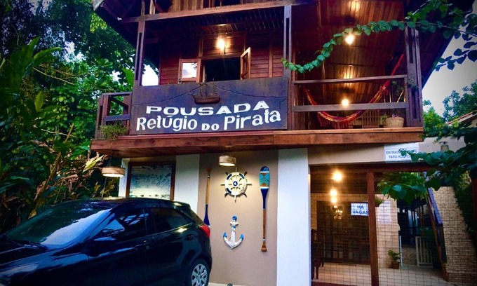 Trindade Hotel | Ocean View Pousada Refugio do Pirata - Guest Rated 10/10
