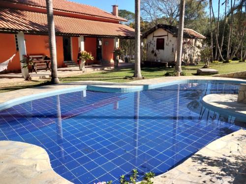 Lambari Apartment | Pet-Friendly Pousada & Restaurante Chico Bento with Ocean View