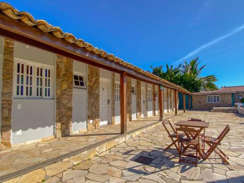 Caraguatatuba Hotel | Relaxing Oceanfront Retreat at Pousada Riviera
