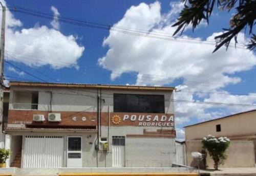 Araripina Hotel | Family-Friendly Pousada Rodrigues with Breakfast Included