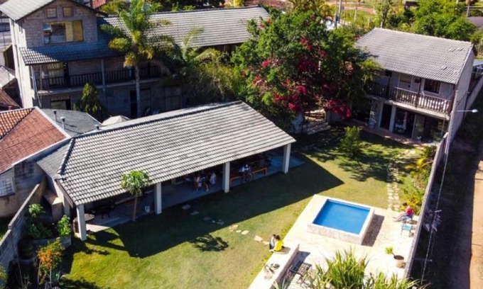 Sao Bento do Sapucai Hotel | Discover Pousada Rota dos Pássaros: Oceanfront Getaway