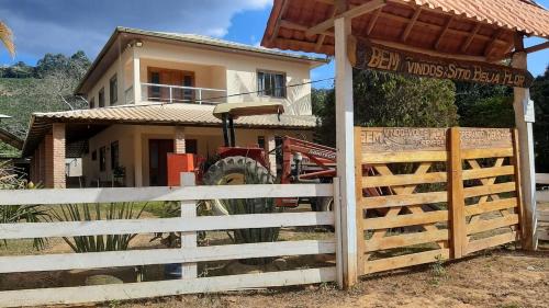 Luisburgo House | Guest Rated 10/10 at Pousada Sítio Beija Flor with Breakfast