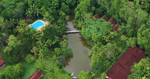 Tapirai Hotel | Discover Pousada Salve Floresta: Rated 9/10 with Pool & Hot Tub