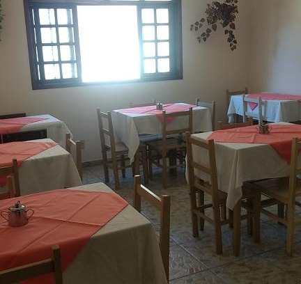 Sao Lourenco Hotel | Experience Comfort at Pousada Samambaia with Pool & Hot Tub
