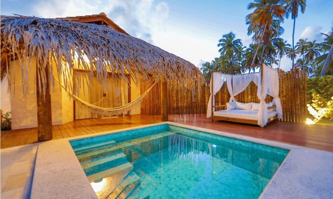 Porto de Pedras Hotel | Experience Pousada Samba Pa Ti with Pool & Dining Delights