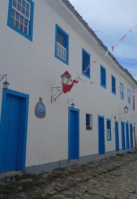 Historic Center Hotel | Pet-Friendly Pousada Santa Rita with Oceanfront Views