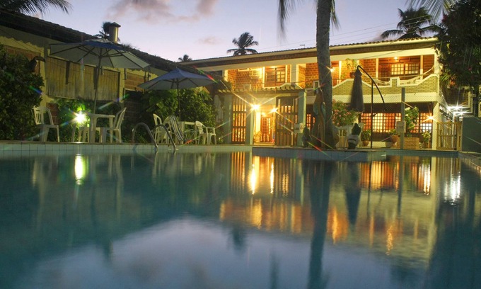 Sao Bento Hotel | Relaxing Oasis at Pousada Shalom Beach with Pool & Spa