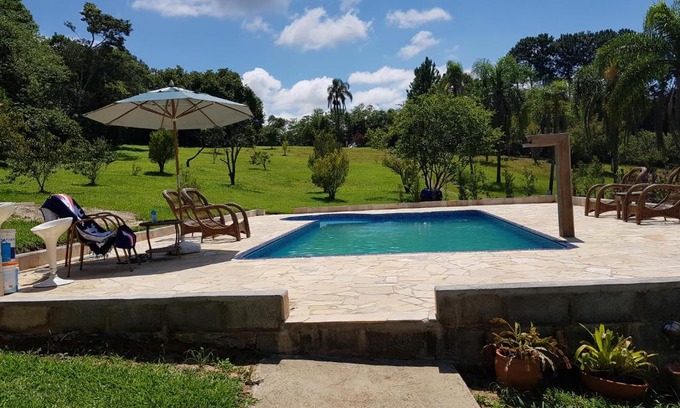 Sao Roque House | Tranquil Pousada Sitio da Terra e Arte: Pet-Friendly Retreat