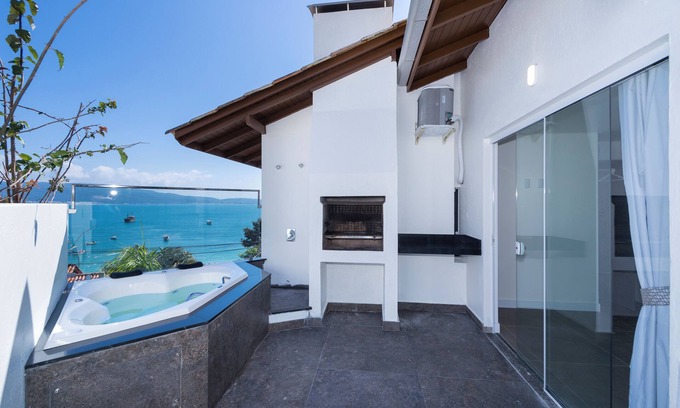 Centro Hotel | Relaxing Stay at Pousada Solar das Tartarugas with Pool & Spa