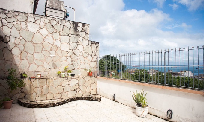 Pelourinho Hotel | Inviting Stay at Pousada Solar dos Romanos with Pool & Spa