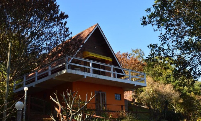 Cunha Cabin | Welcoming Pousada Sotaque Mineiro: Rated 9.2/10 with Ocean Views