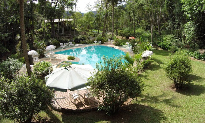 Teresopolis Hotel | Relax at Pousada & Spa Vrindavana: Pool, Spa & Dining
