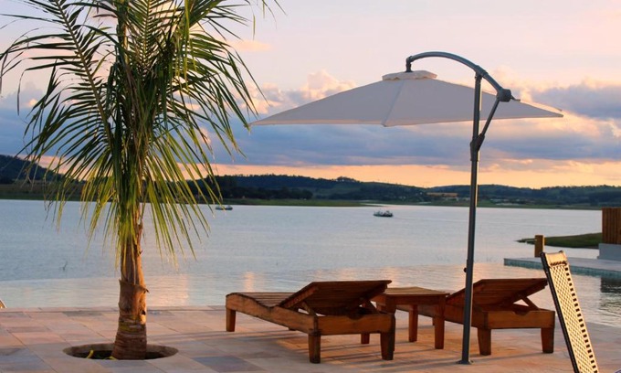 Delfinopolis Hotel | Pet-Friendly Pousada Tabaty with Ocean Views & Pool