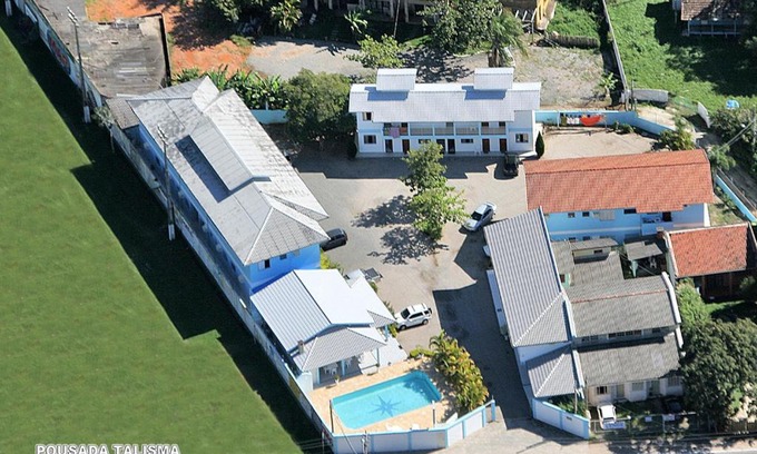 Porto da Lagoa Hotel | Pet-Friendly Pousada Talismã with Pool & Breakfast Included