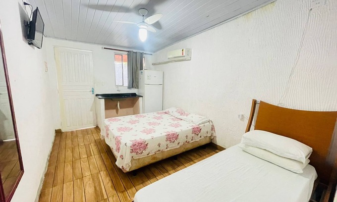 Jardim Praiano Hotel | Cozy Stay at Pousada Toca da Ilha with Breakfast Included